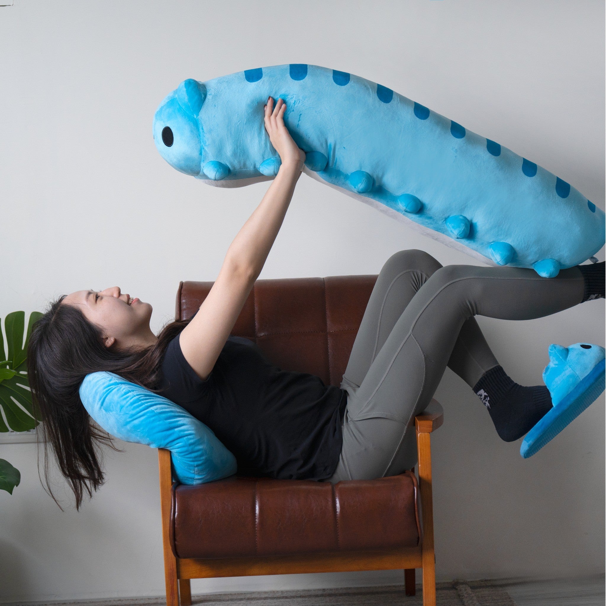 Bugcat Capoo Body Pillow (100cm)