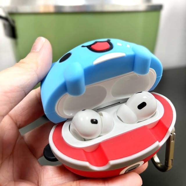 Bugcat Capoo Rice Cooker AirPods Pro Case