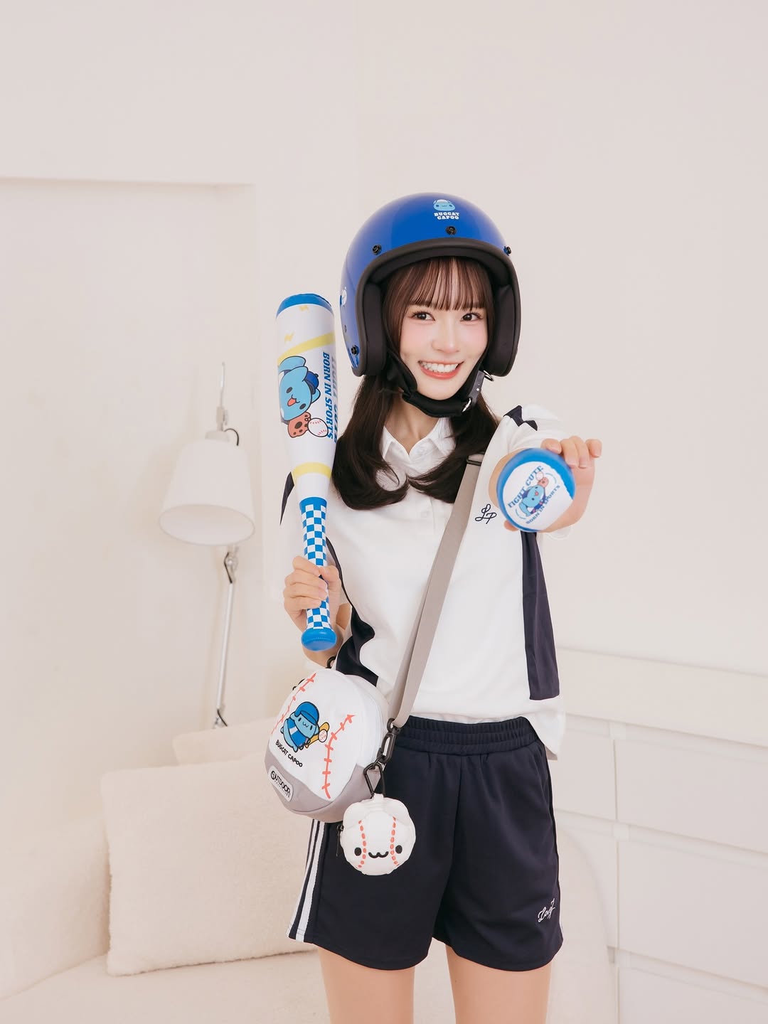Bugcat Capoo Baseball Bat & Ball Set