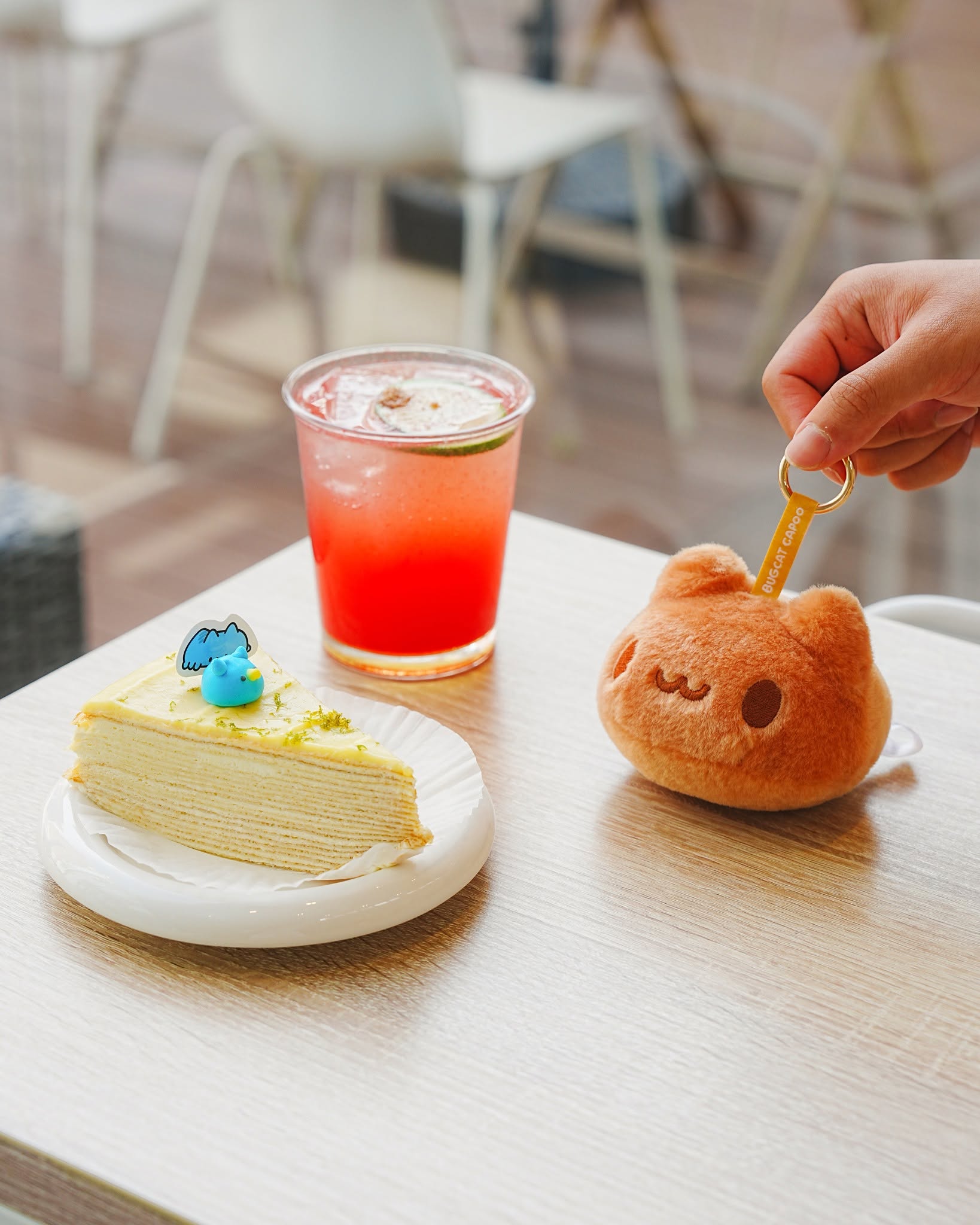Cat Head Egg Cake Plush Charm