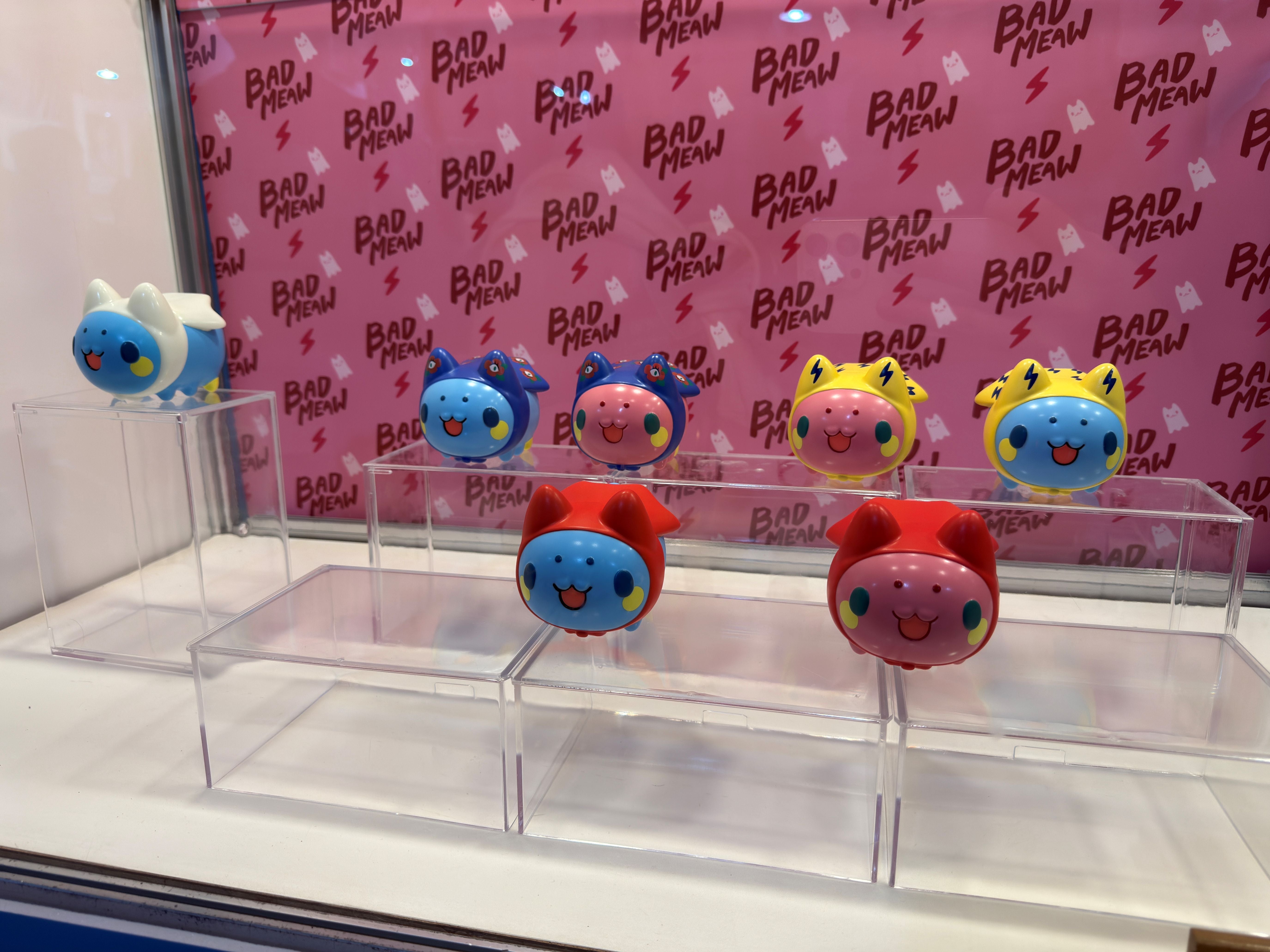 Bad Meaw x Bugcat Capoo Blind Box Figure