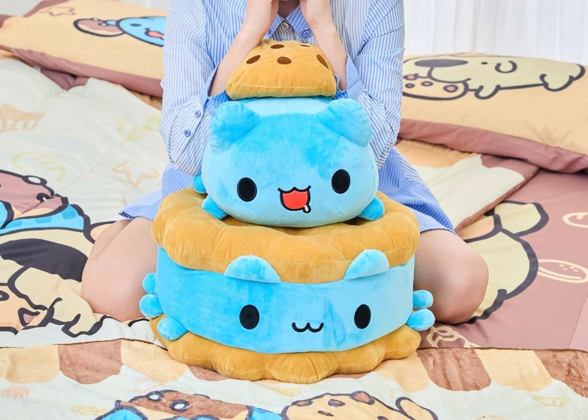 Bugcat Capoo Sandwich Cushion