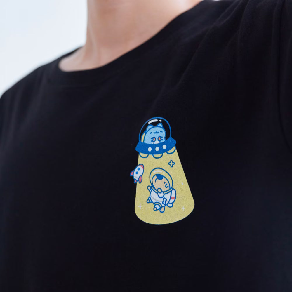 Bugcat Capoo UFO T-Shirt (Relaxed Fit)