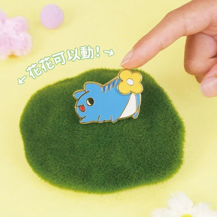 Bugcat Capoo Flower Butt Spinner Metal Pin