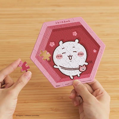 Chiikawa Hexagon Wall Tile Puzzle – Chiikawa (56 Pieces)