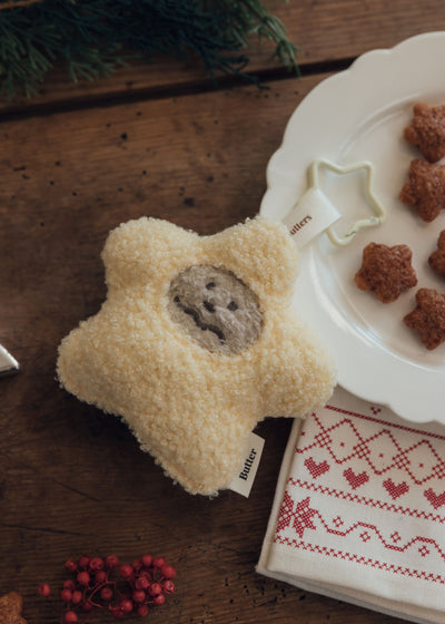 The Butters Canelé Star Plush Charm