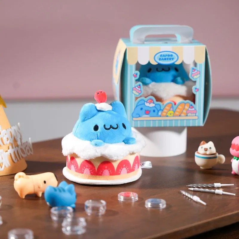 Bugcat Capoo Birthday Cake Plush