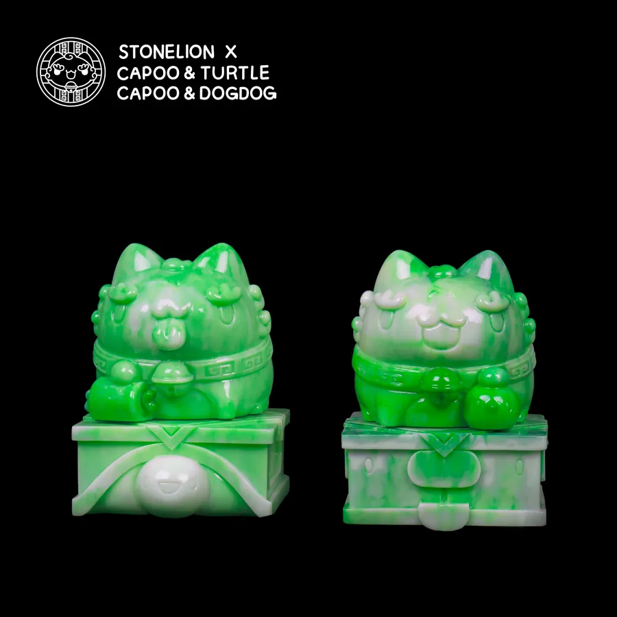 Front View of Capoo & Turtle, Capoo & Dogdog Jade Figurines: Front view of the Capoo & Turtle and Capoo & Dogdog jade figurines, with detailed facial expressions and accessories on a jade-like pedestal.