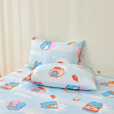Capoo and LuLu character-themed Tencel bedding for a coordinated bed